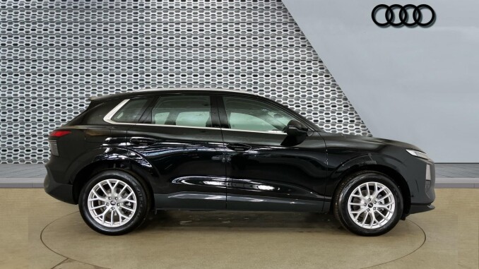 Audi Q3 1.5 TFSI Sport 5dr S Tronic Petrol Estate - Image 4